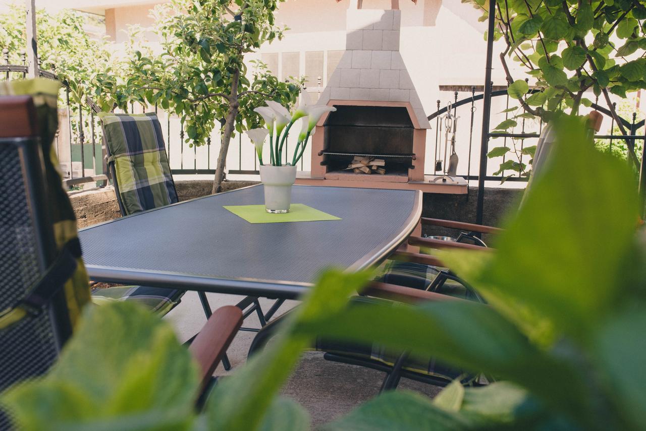 Apartments Sunny Garden Brodarica  Exterior photo